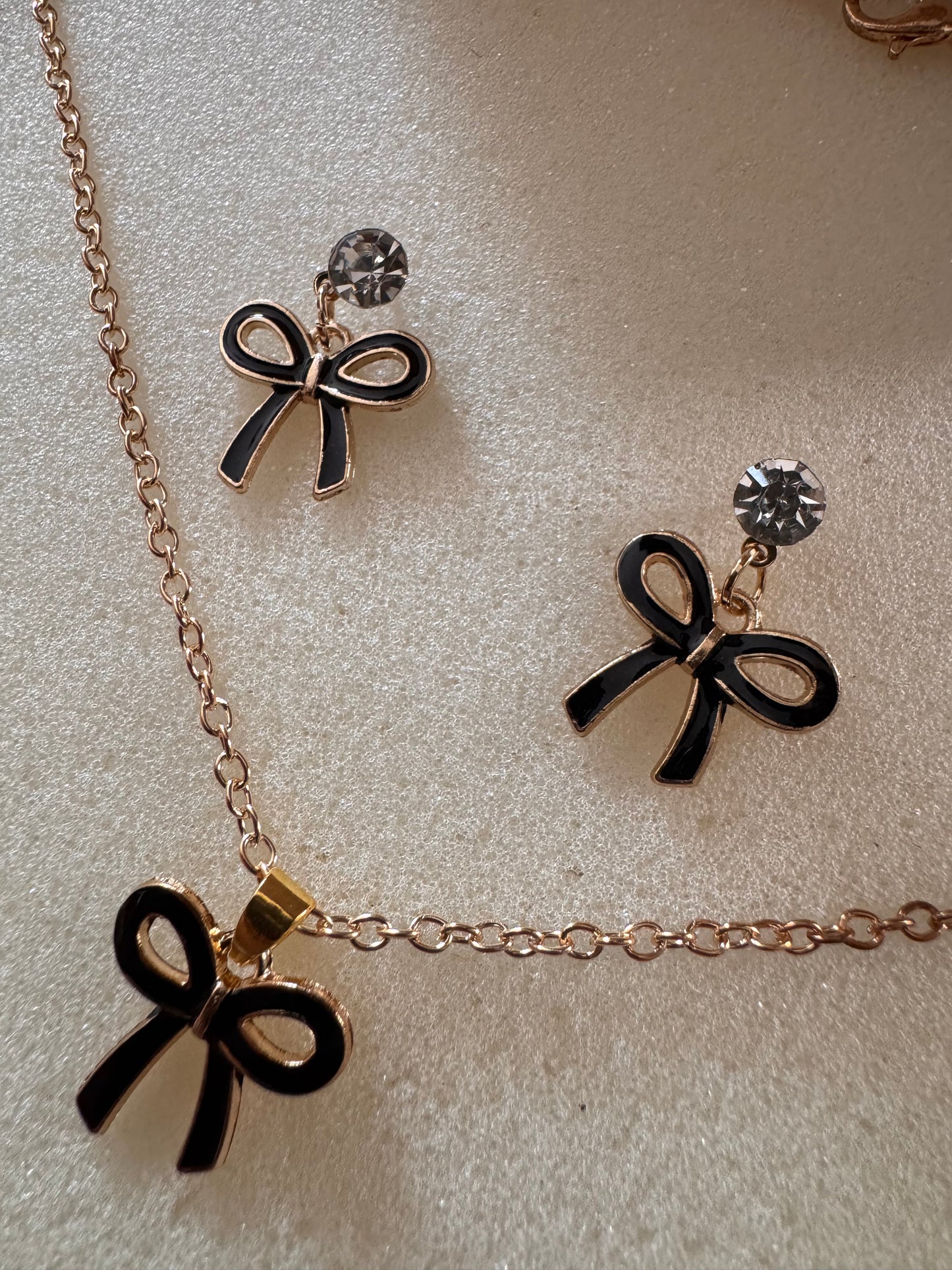 Onyx Bow Set