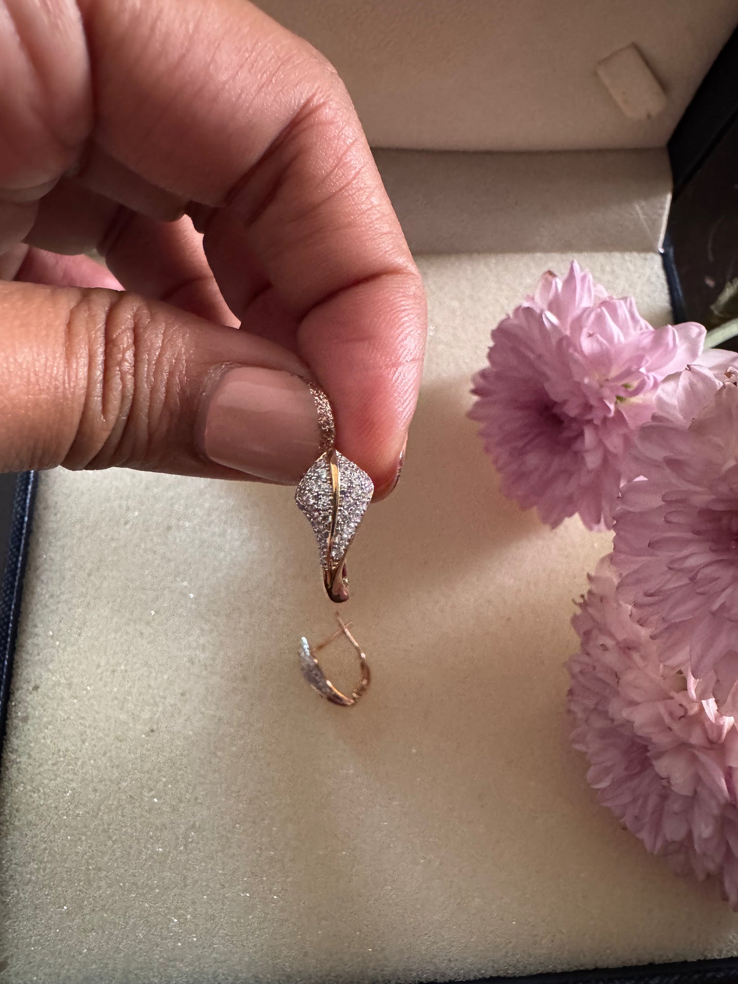 Lustre Leaf Hoops
