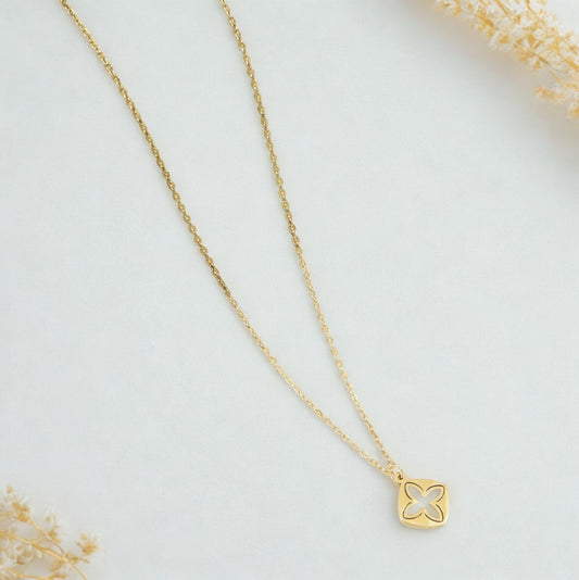 Aurora Clover Necklace