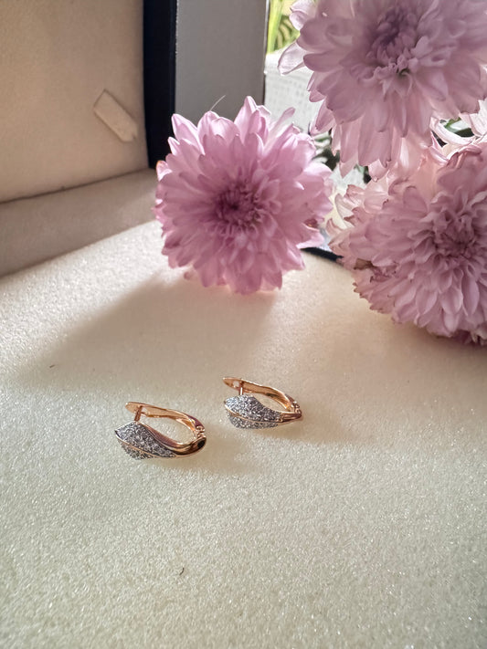 Lustre Leaf Hoops