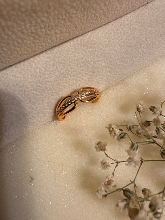 Elysian Twist Ring