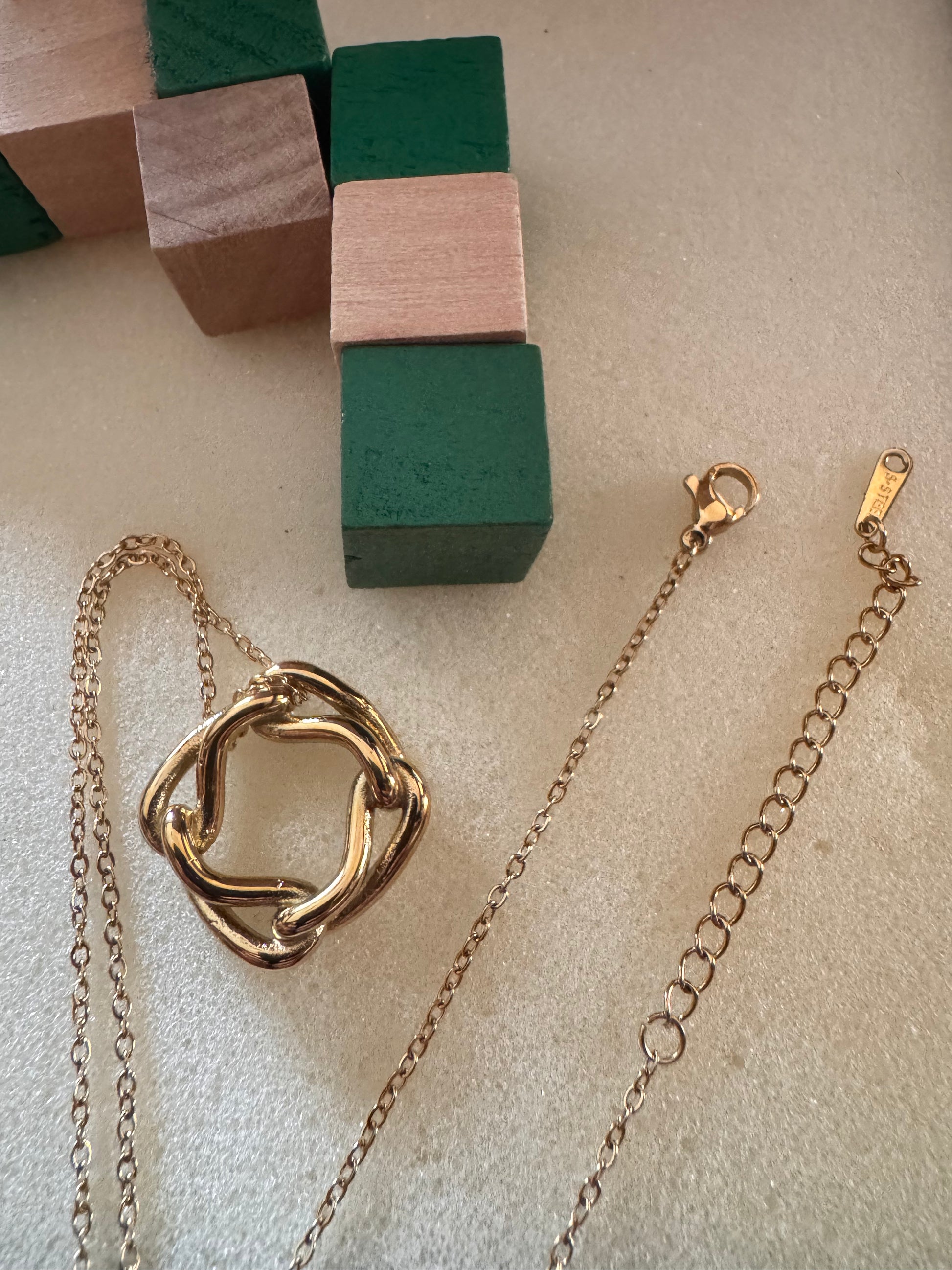 Infinity Bond Pendant And Chain 
Erica Jewelry India Dainty Everyday Minimal  Gold  Silver Jewelry